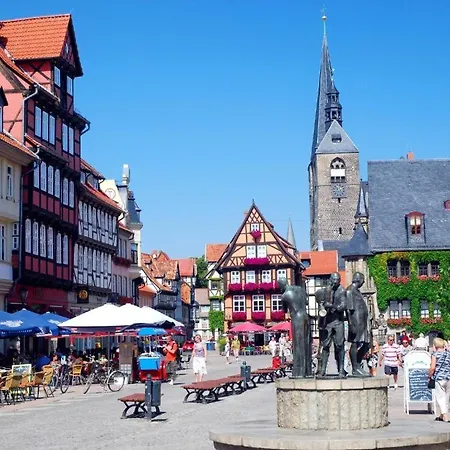 Apartment Schinkel Ferienunterkuenfte Lage Inklusive Parkplatz & Kurtaxe Quedlinburg