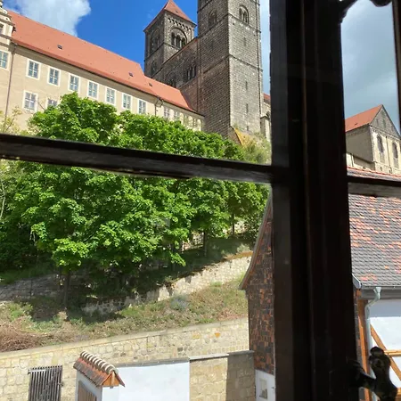 Schinkel Ferienunterkuenfte Lage Inklusive Parkplatz Und Kurtaxe Apartment Quedlinburg