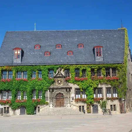Apartment Schinkel Ferienunterkuenfte Unesco Weltkulturebe Lage Inklusive Parkplatz & Kurtaxe Quedlinburg