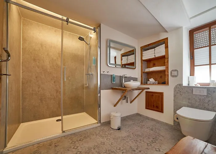 Schinkel Ferienunterkuenfte Unesco Altstadt, Parkplatz Inkl Lägenhet