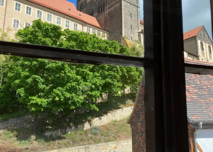 Schinkel Ferienunterkuenfte Unesco Altstadt, Parkplatz Inkl Lägenhet Quedlinburg